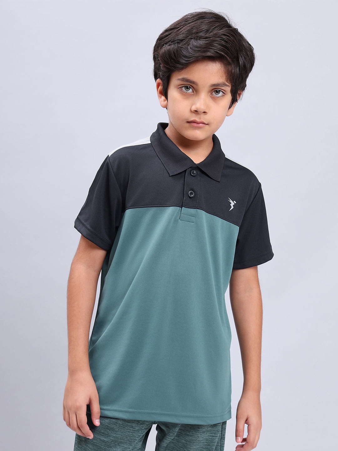 

Technosport Boys Colourblocked Polo Collar Antimicrobial Sports T-Shirt, Green