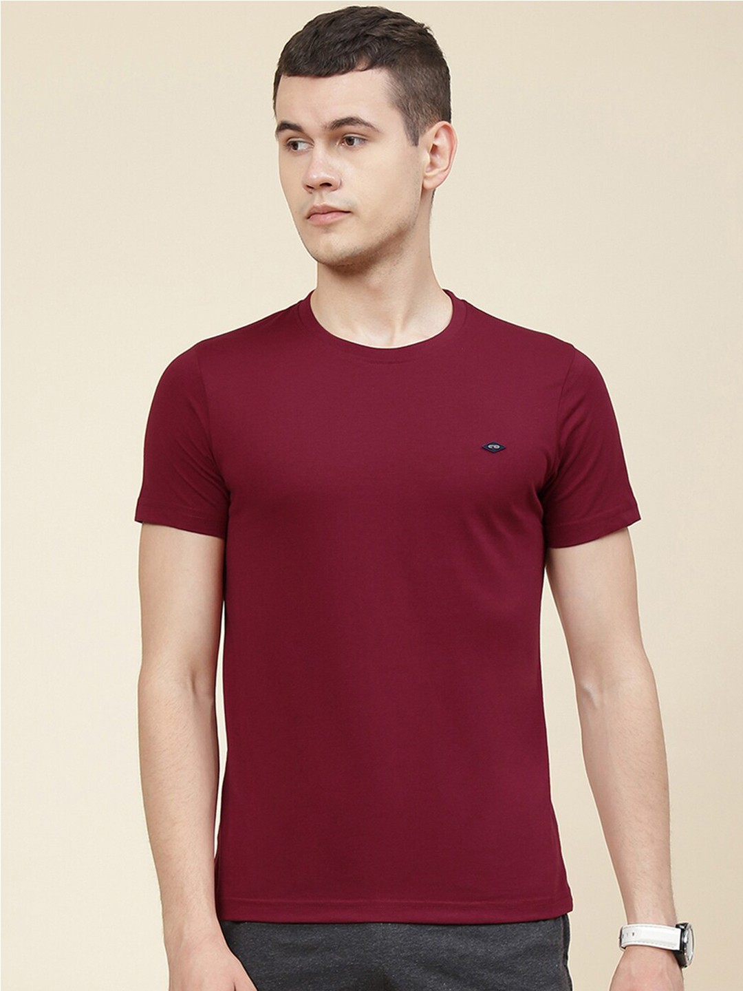

Cloak & Decker by Monte Carlo Round Neck Cotton Casual T-shirt, Maroon