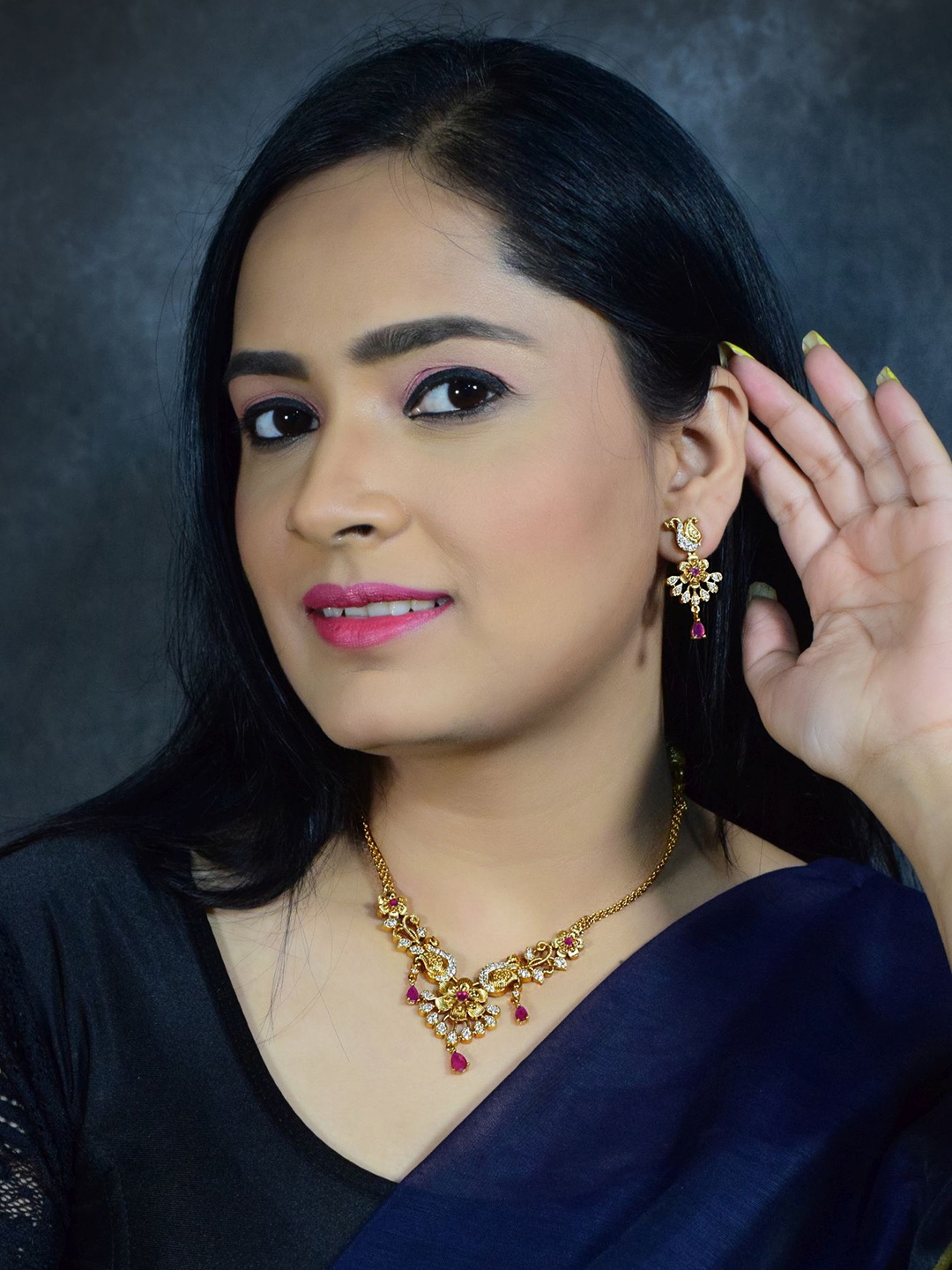 

GRIIHAM Gold-Plated AD-Studded Necklace & Earrings