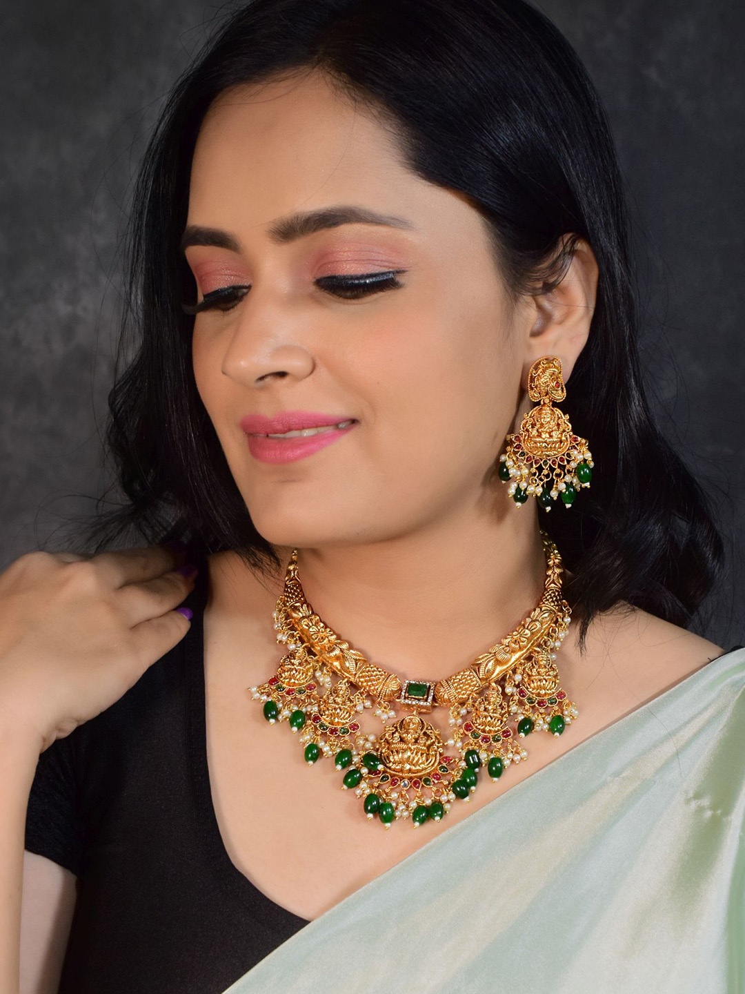 

GRIIHAM Gold-Plated Stones-Studded & Beaded Jewellery Set