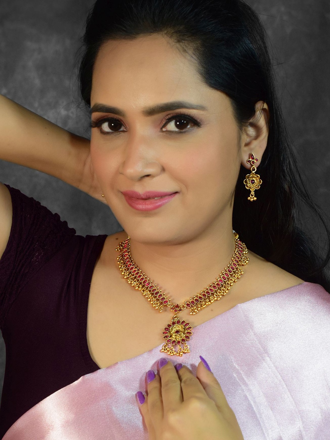 

GRIIHAM Gold-Plated AD-Studded & Beaded Necklace & Earrings