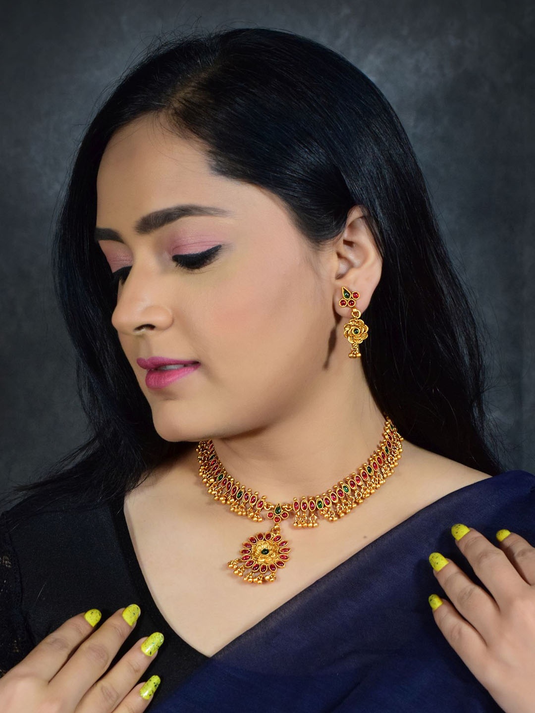 

GRIIHAM Gold-Plated AD-Studded & Beaded Jewellery Set