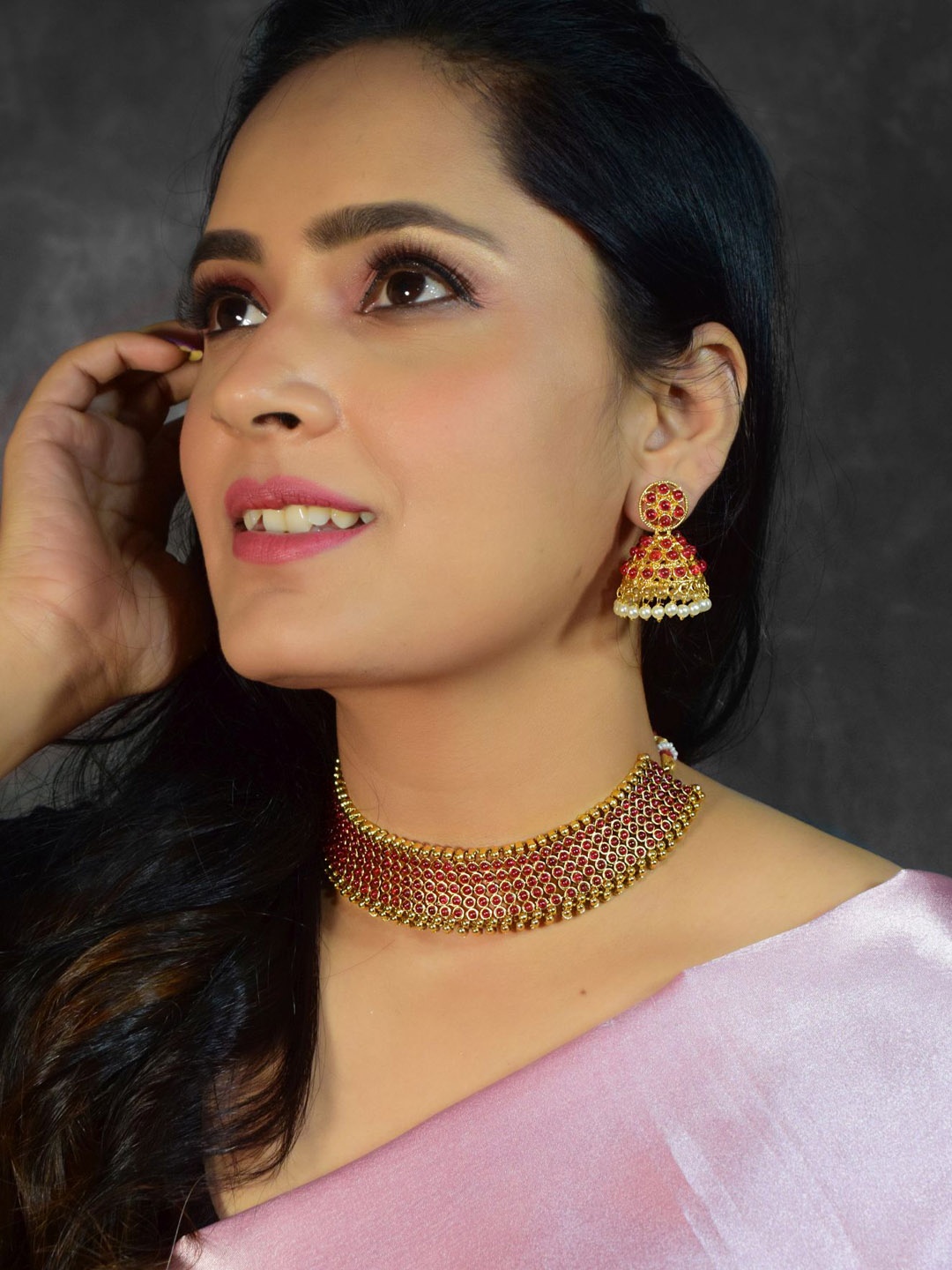 

GRIIHAM Gold-Plated Stone-Studded Necklace & Earrings