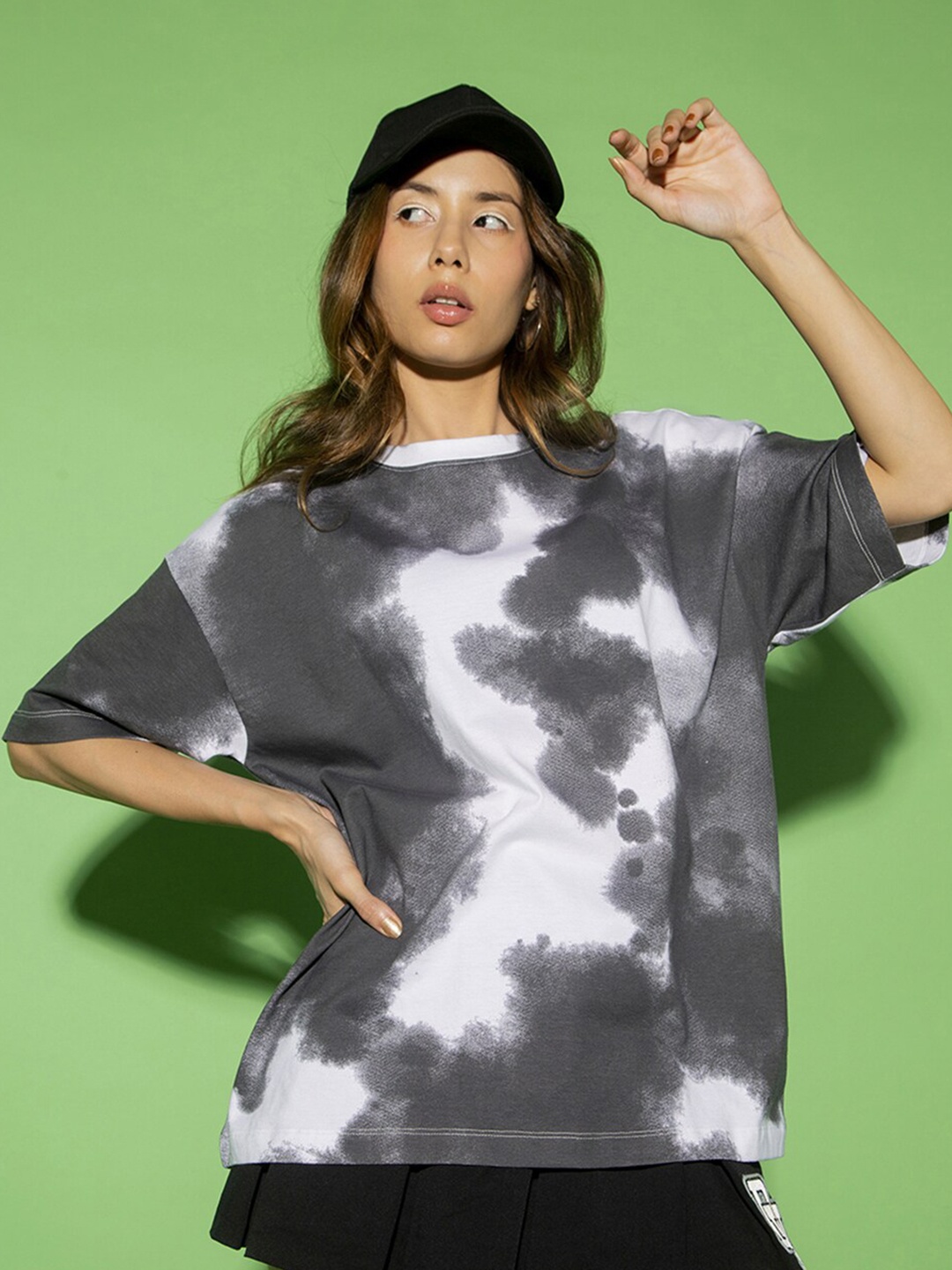 

Bewakoof Plus Tie & Dye Oversized T-shirt, White
