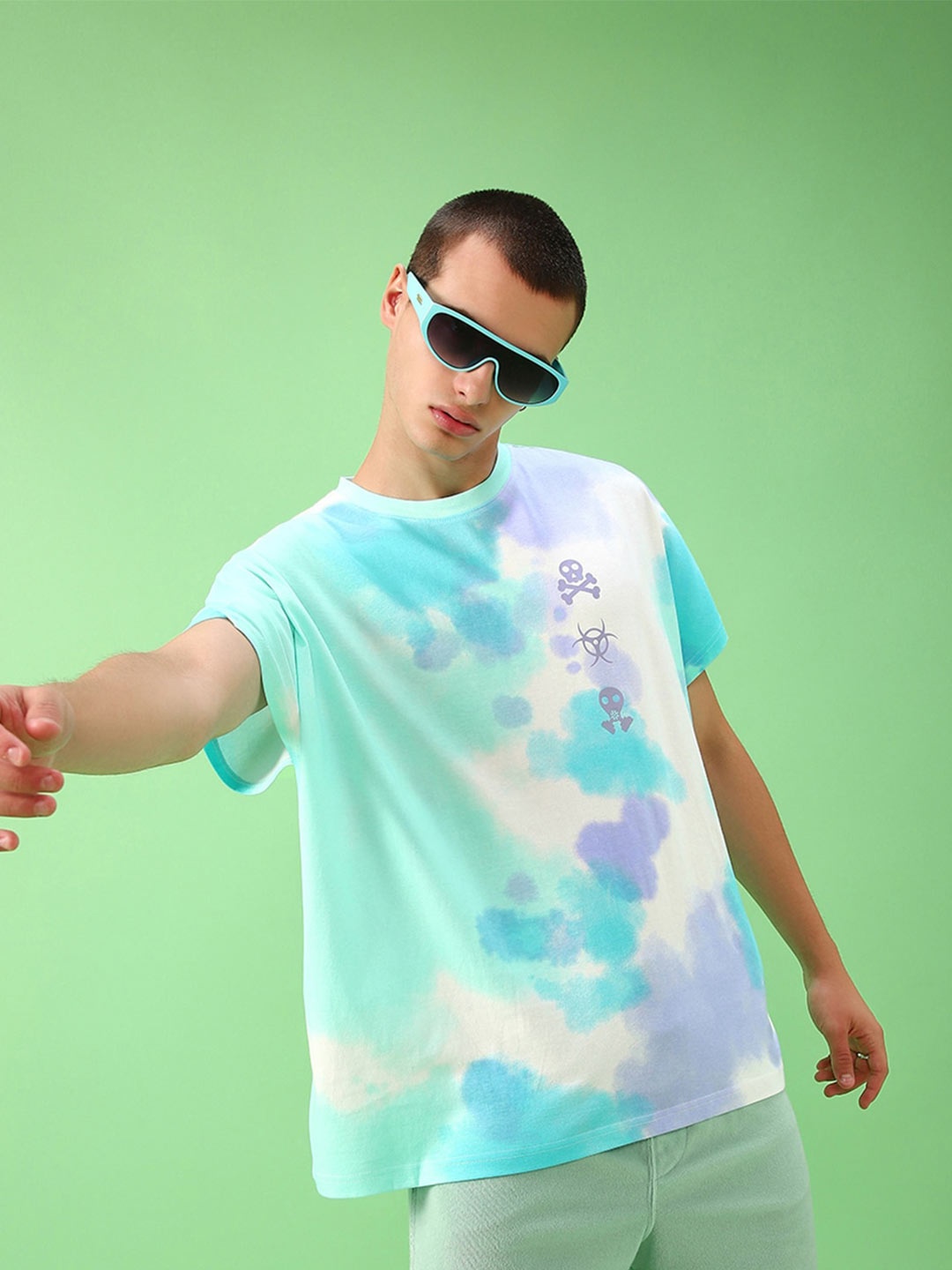 

Bewakoof Men Tie & Dye Super Loose Fit T-shirt, White