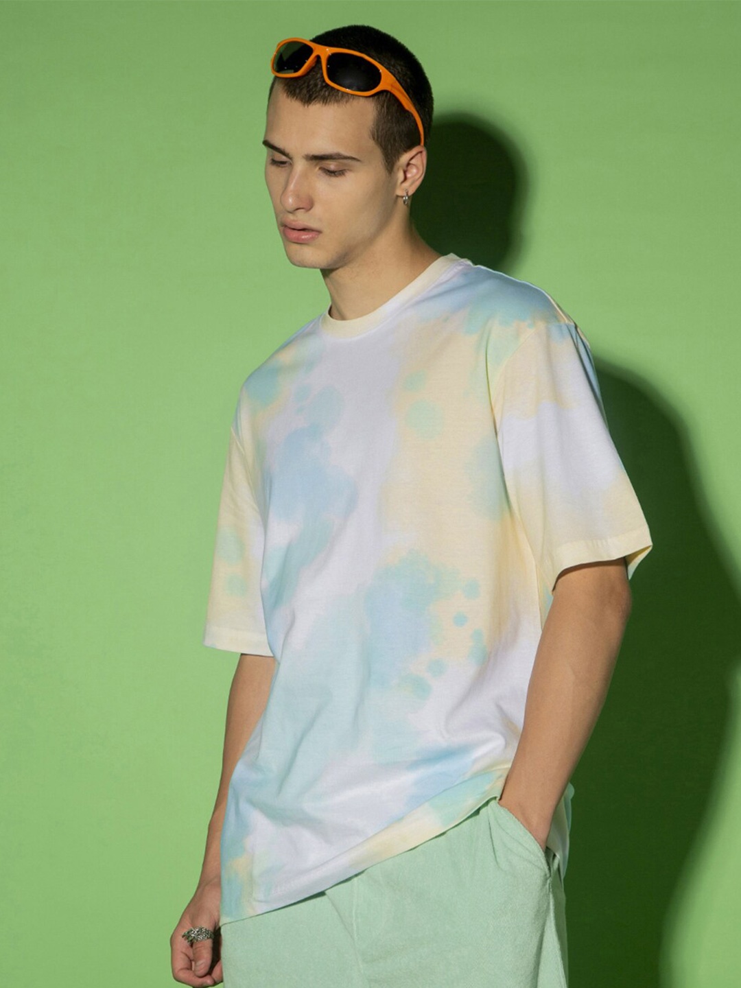 

Bewakoof Tie & Dye Pure Cotton Oversized T-shirt, White