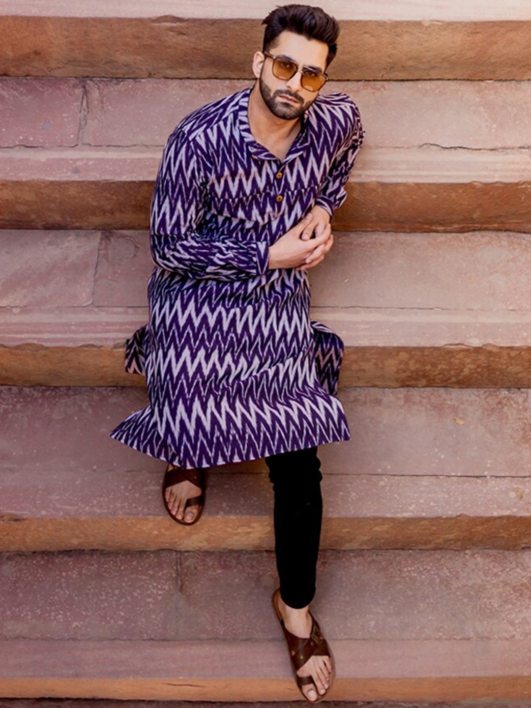 

INPE Mandarin Collar Chevron Printed Pure Cotton Kurta, Purple