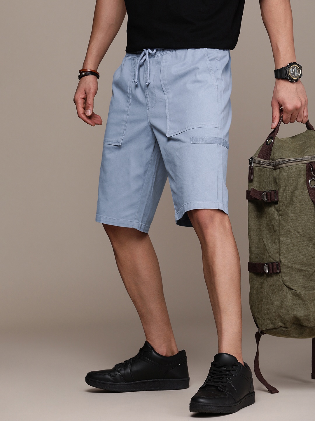 

FORCE IX Men Solid Mid-Rise Regular Shorts, Blue