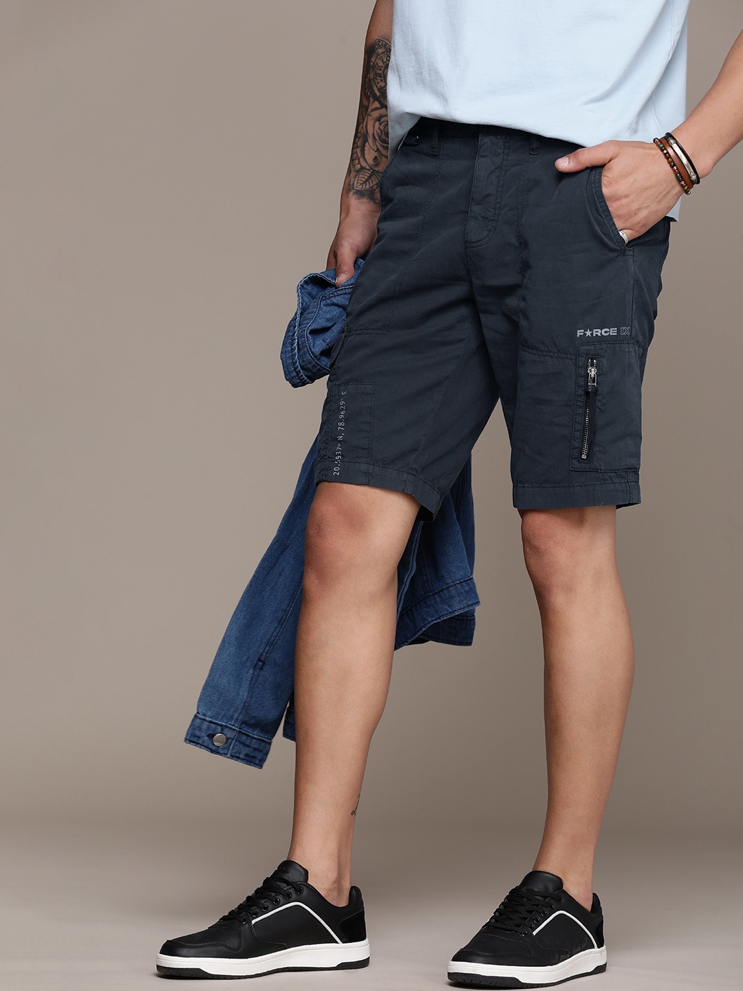 

FORCE IX Men Pure Cotton Cargo Shorts, Navy blue