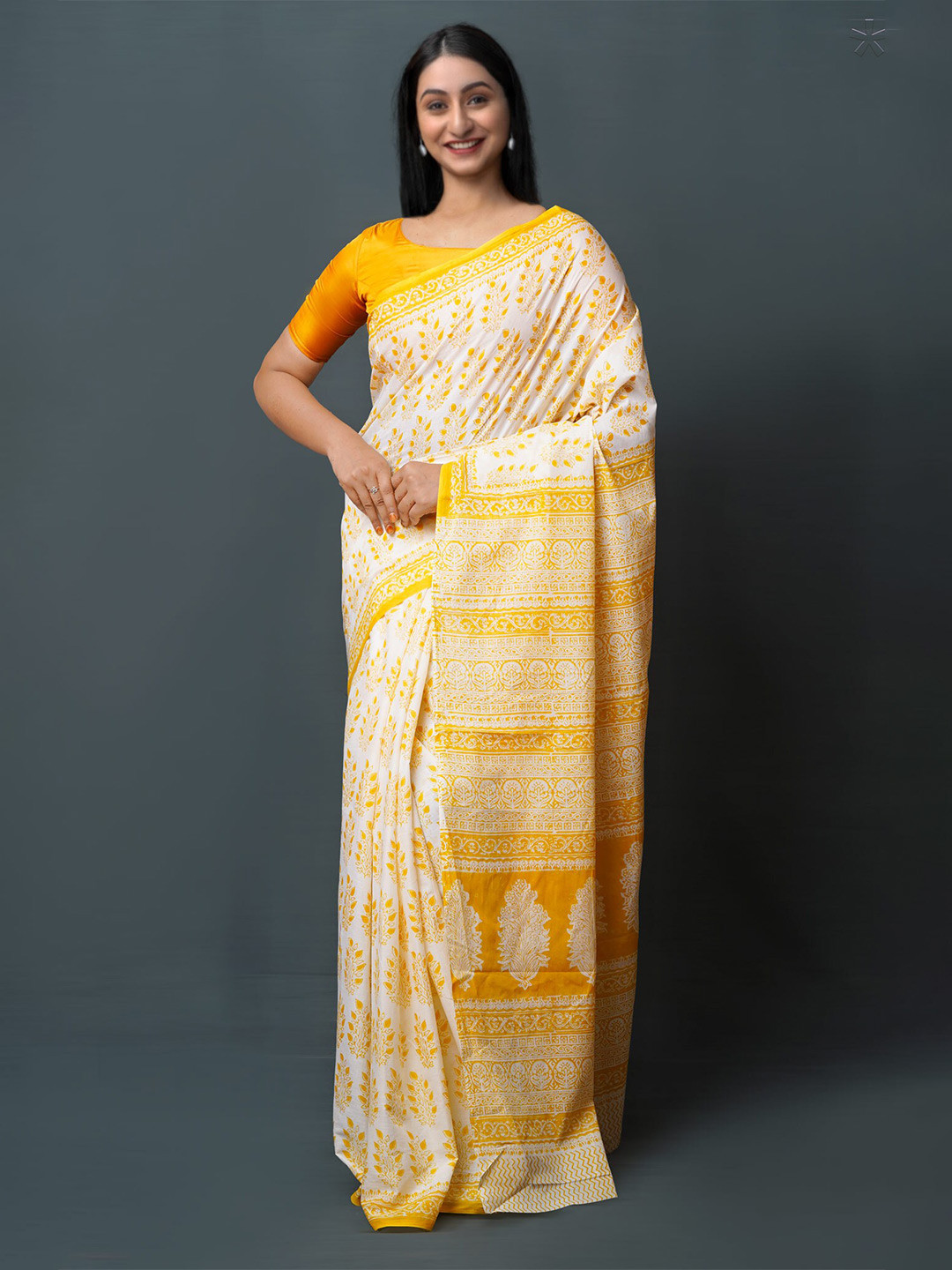 

Unnati Silks Ethnic Motifs Printed Pure Cotton Block Print Saree, White