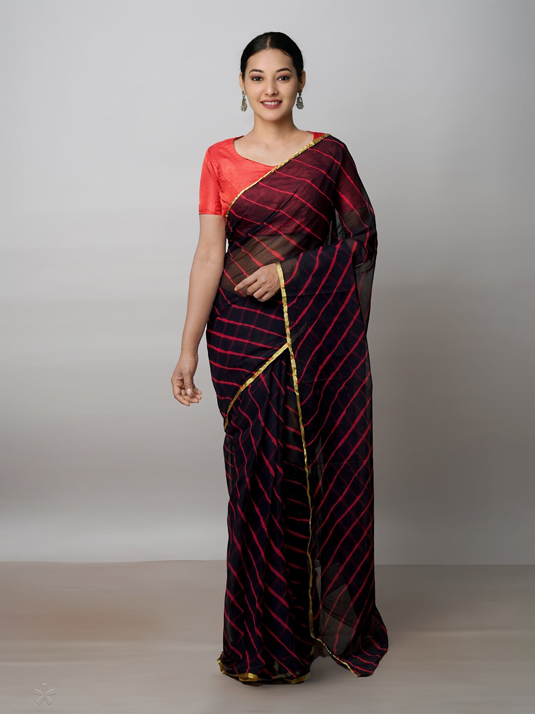 

Unnati Silks Striped Zari Leheriya Saree, Black