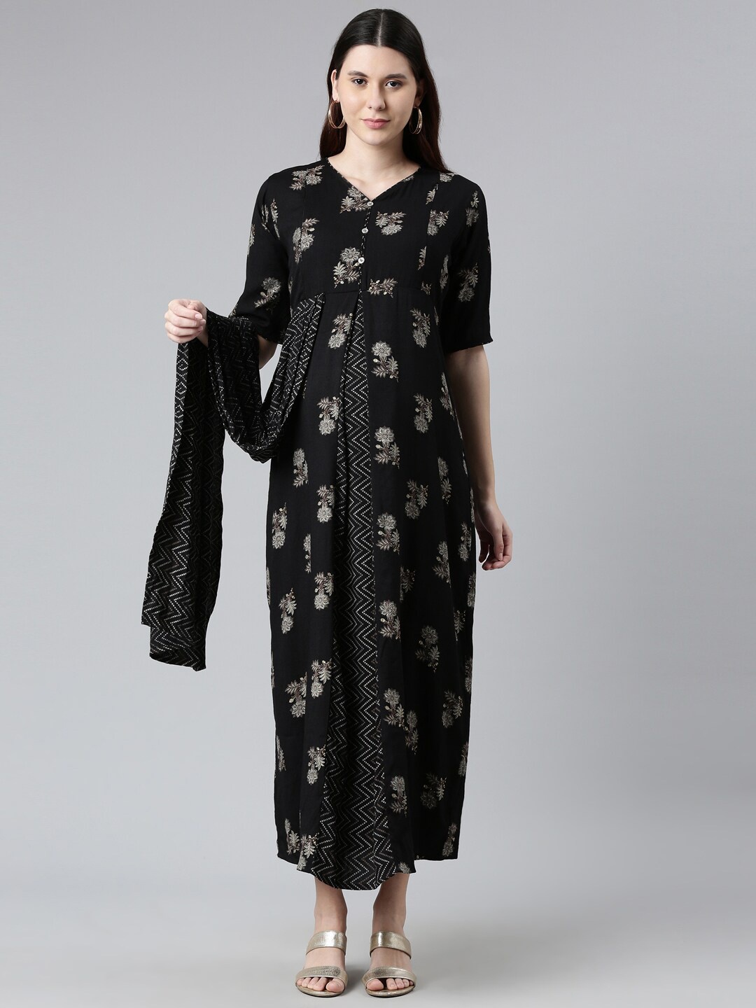

GOLDSTROMS Floral Printed Maxi Maternity Nightdress, Black