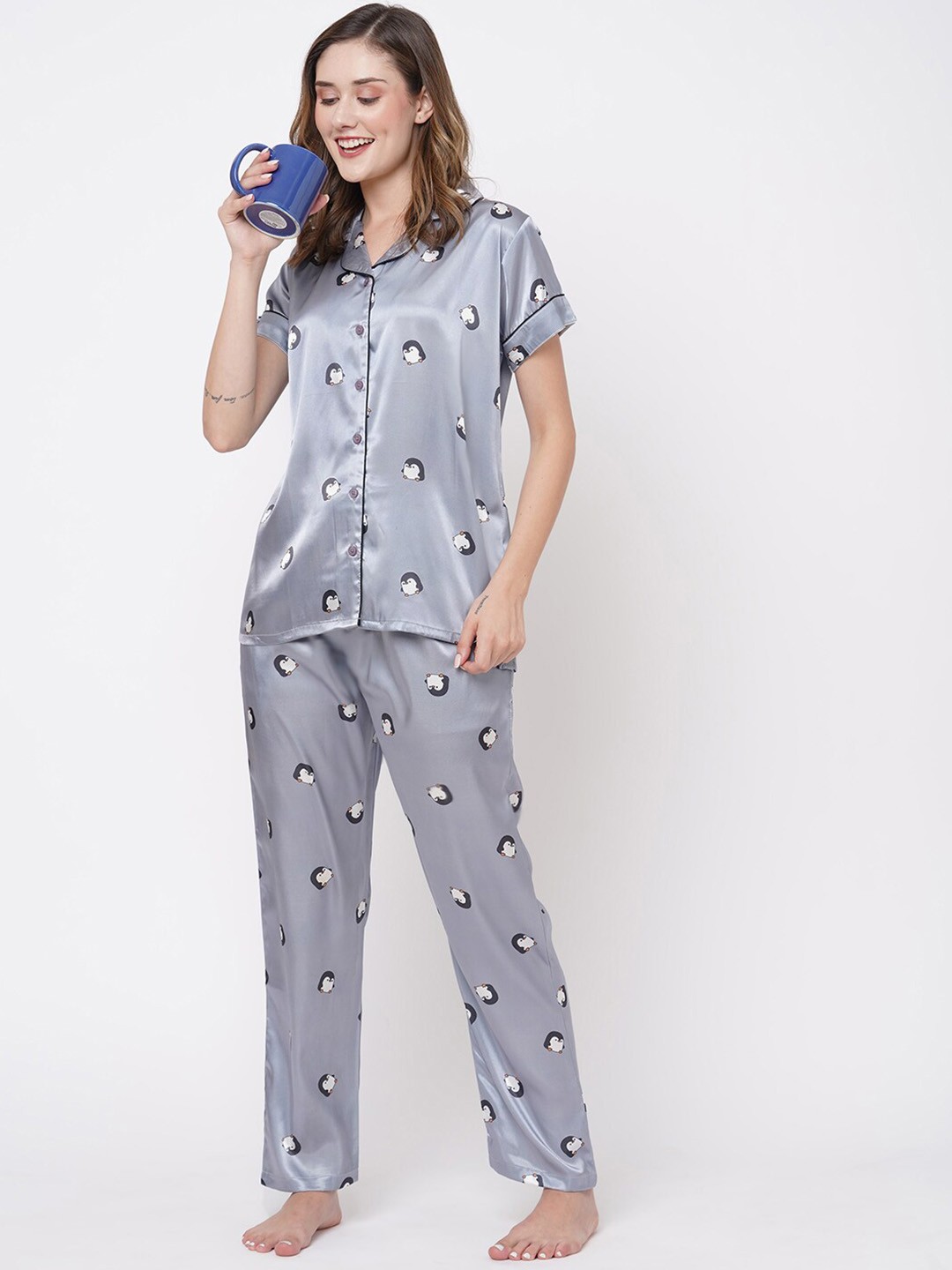 

FashionRack Women Conversational Printed Night suit, Grey