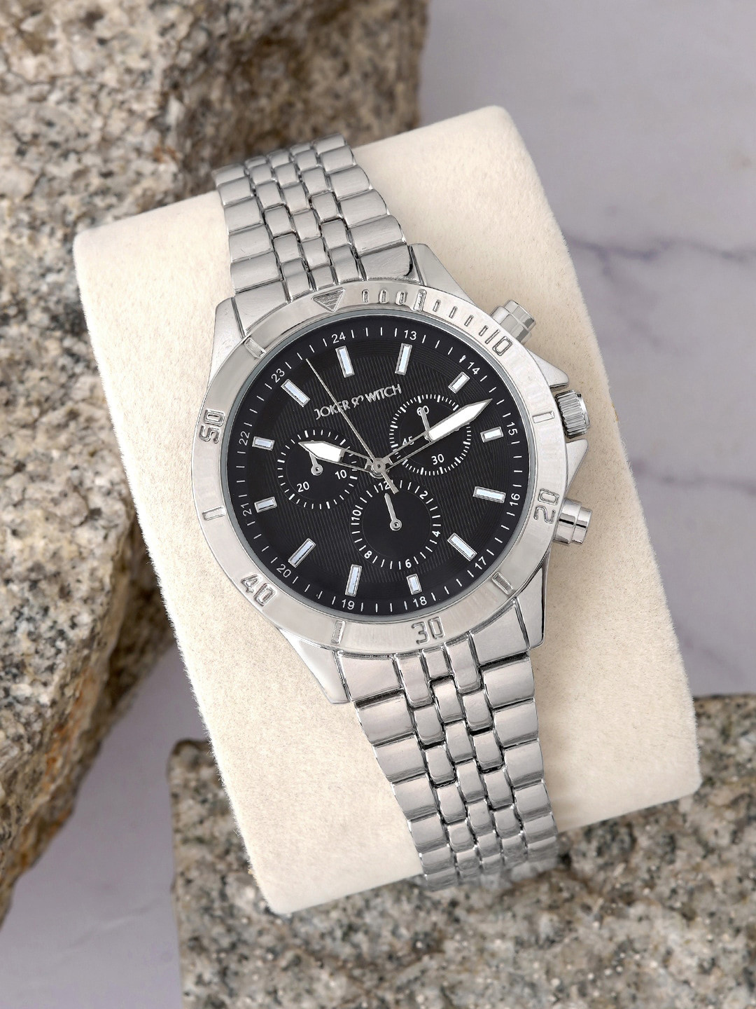 

JOKER & WITCH Men Round Dial Bracelet Style Straps Analogue Watch AMWW678, Silver