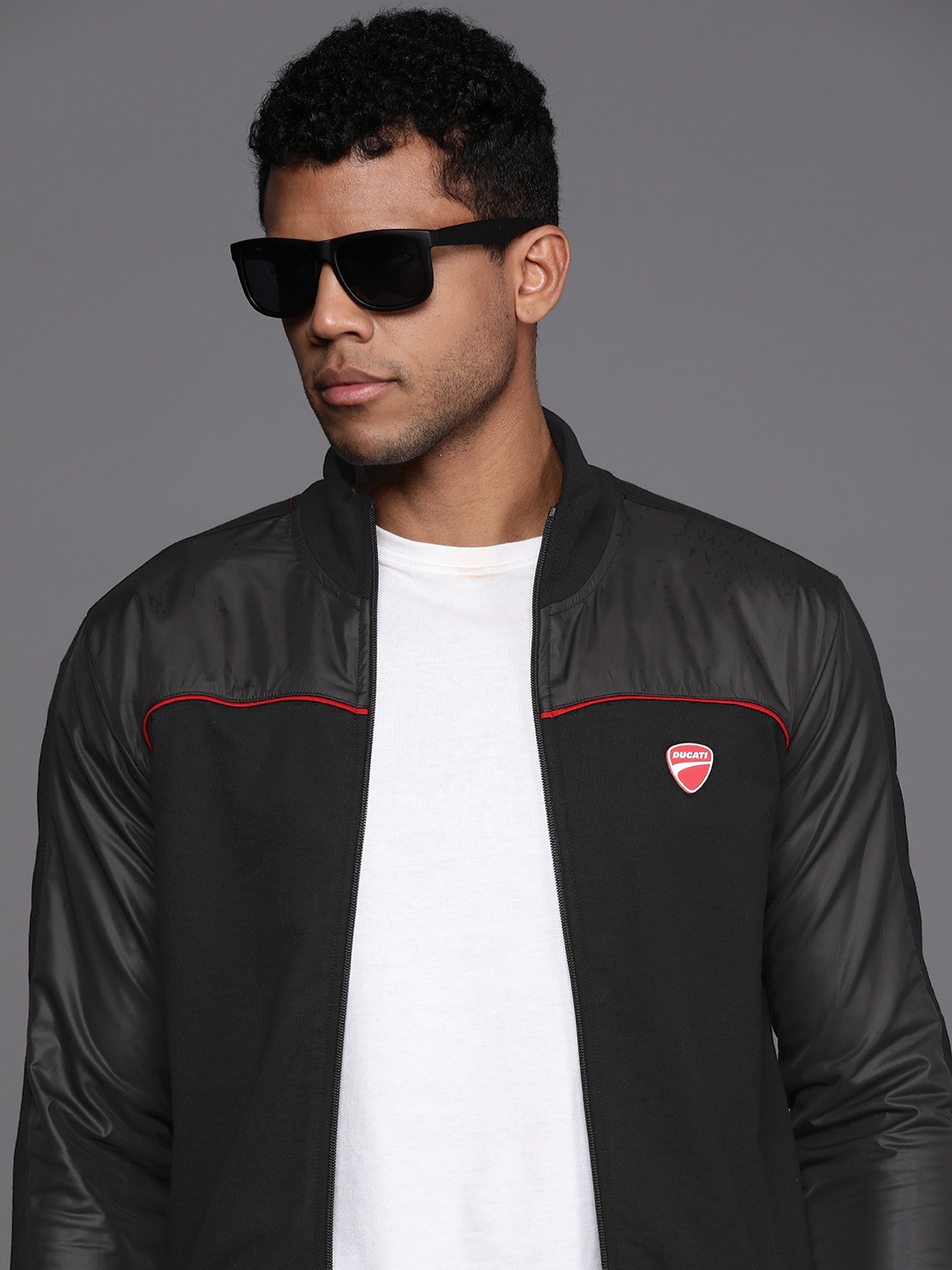 

Ducati Mock Collar Piping Detailed Full Zipper Sweatshirt, Black