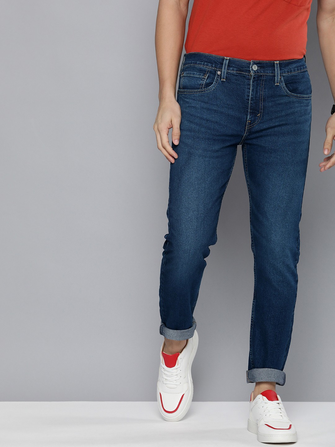 

Levis Men 512 Slim Fit Light Fade Stretchable Jeans, Blue