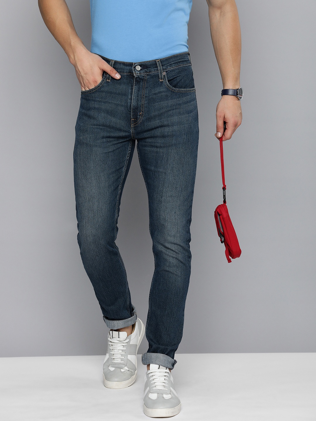 

Levis Men Slim Fit Light Fade Mid-Rise Stretchable Jeans, Blue