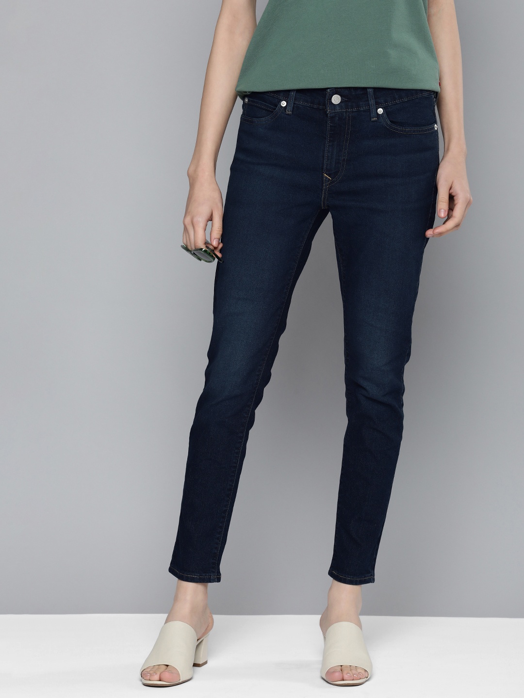 

Levis Women 711 Skinny Fit Stretchable Jeans, Blue