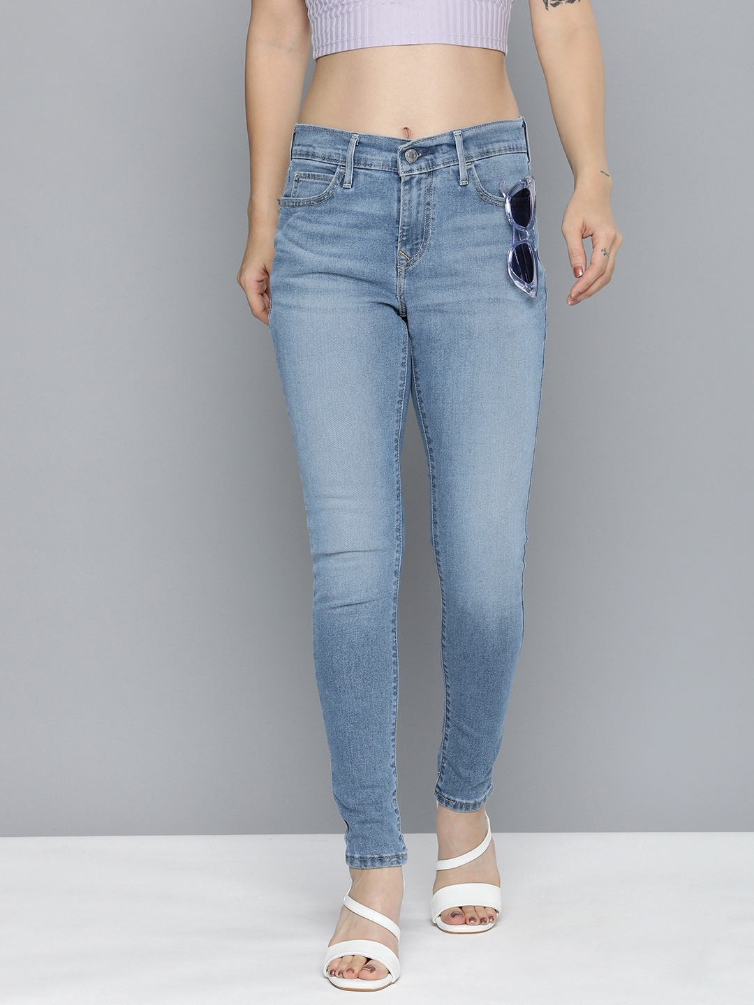 

Levis Women Super Skinny Fit Heavy Fade Stretchable Mid-Rise Jeans, Blue