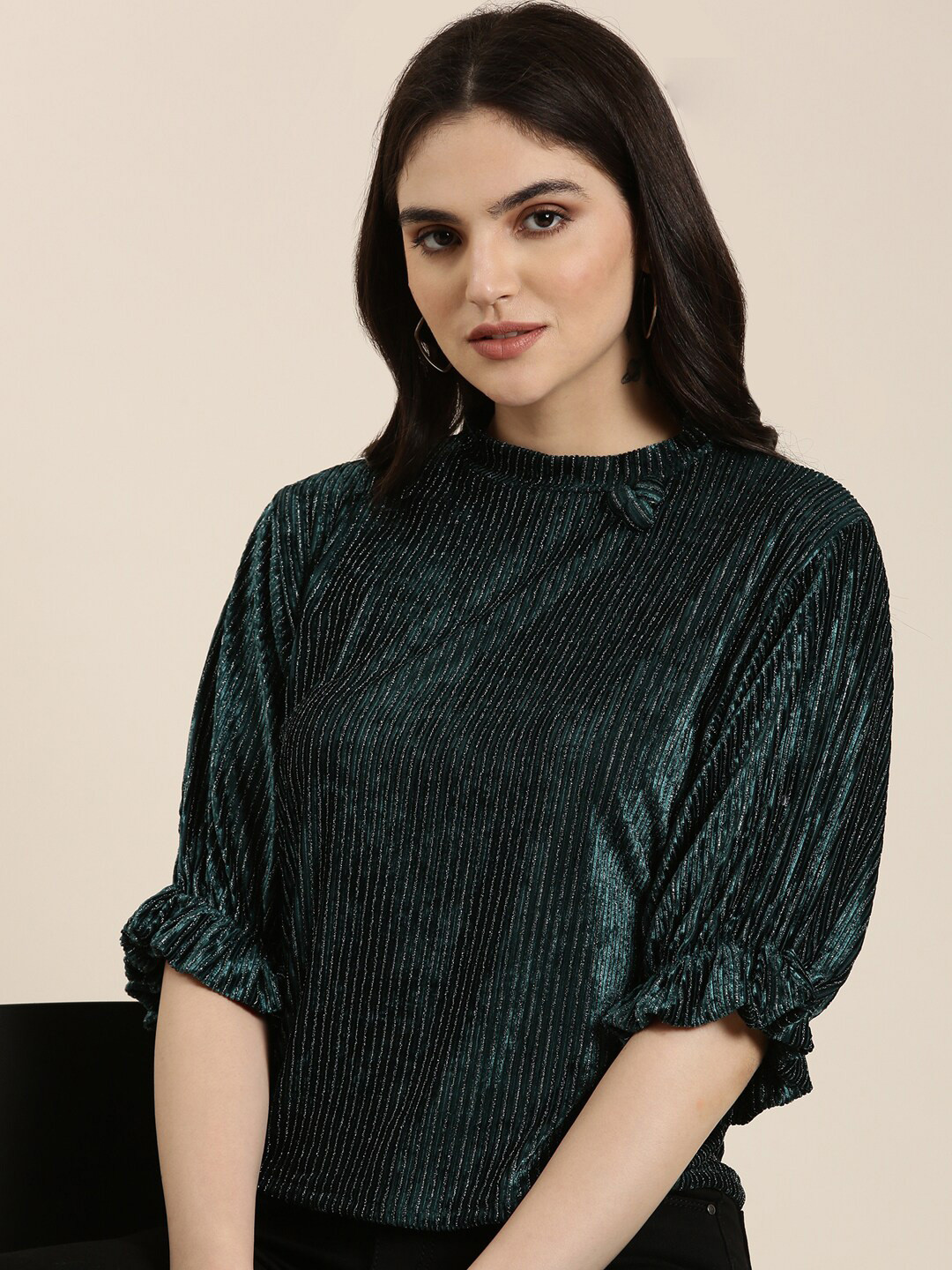

SHOWOFF Self Design Velvet Blouson Top, Green