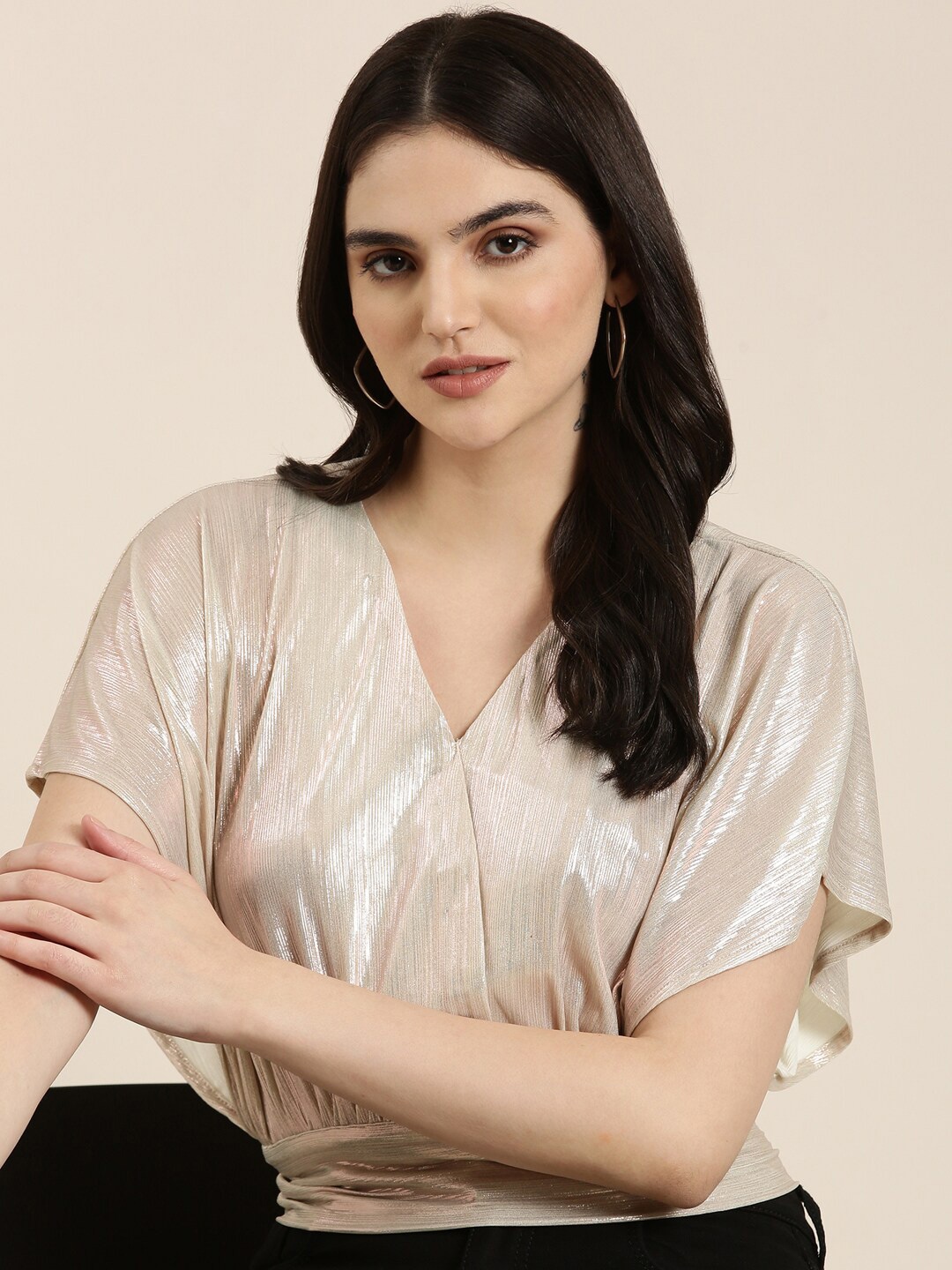 

SHOWOFF Extended Sleeves Blouson Top, Metallic