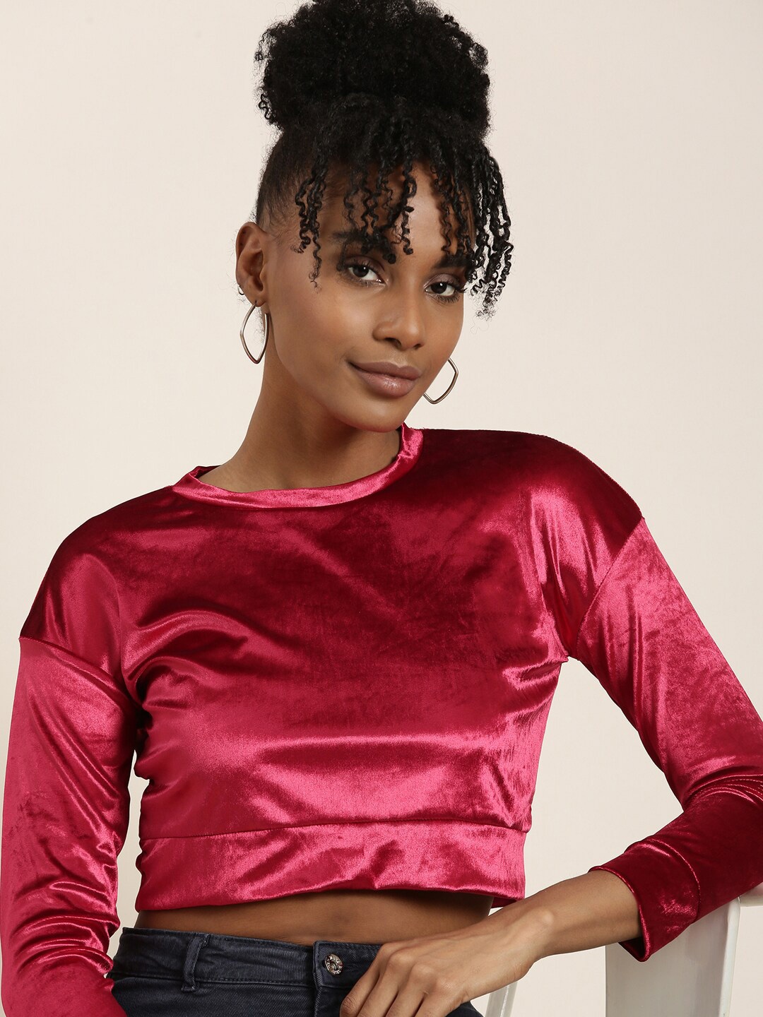 

SHOWOFF Round Neck Regular Sleeves Solid Blouson Crop Top, Red