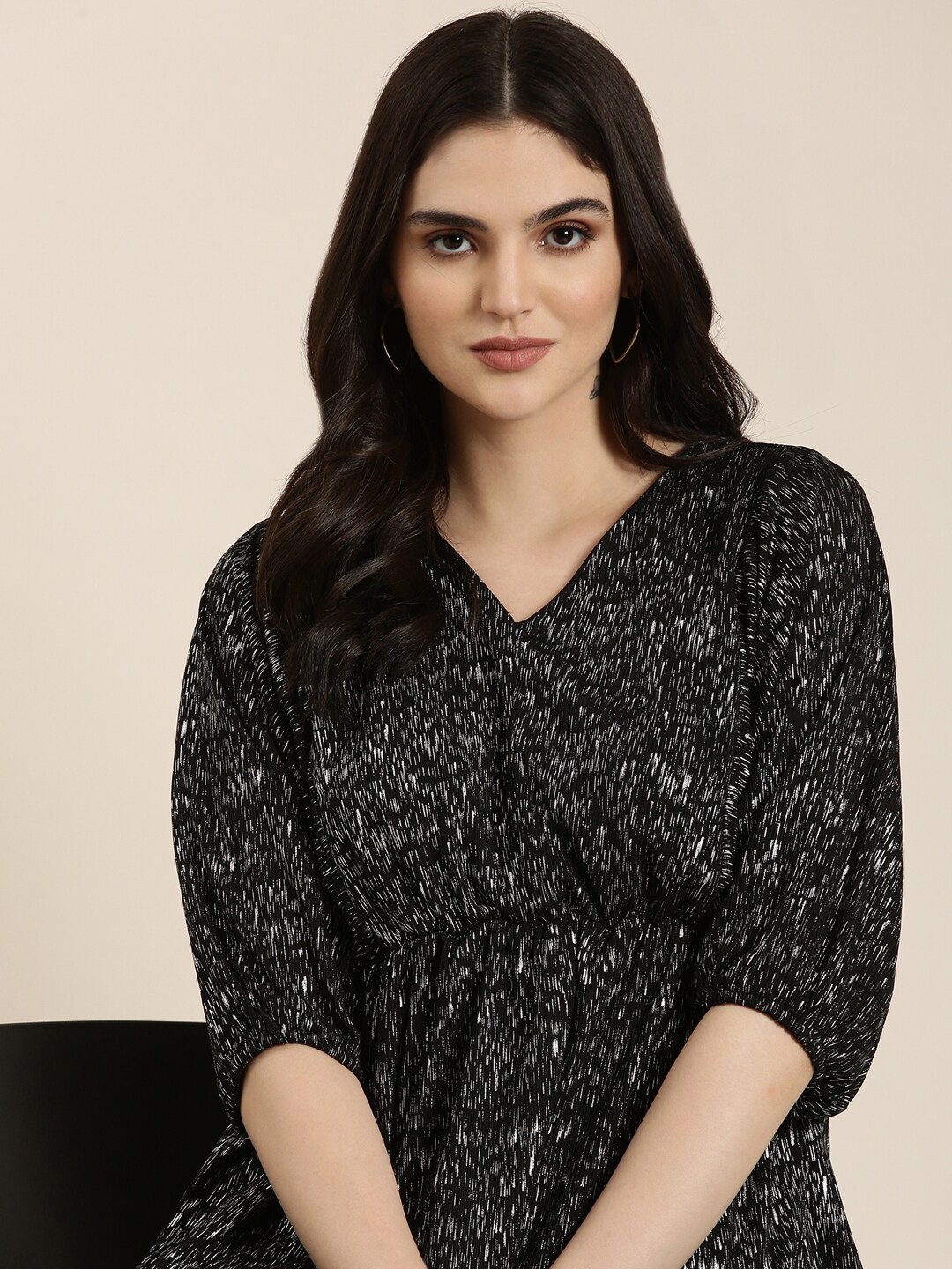 

SHOWOFF Abstract Printed Puff Sleeve Cinched Waist Top, Black