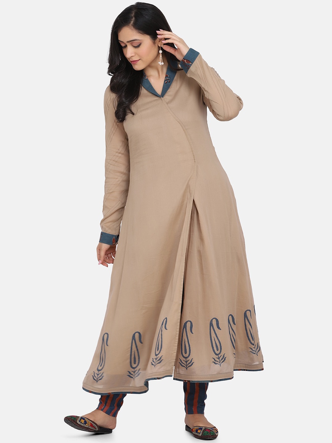 

KALINI Pure Cotton Kurta With Trousers, Beige