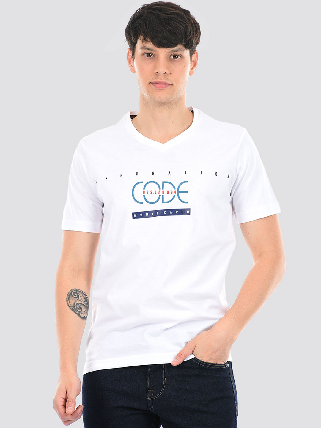 

Monte Carlo Typography Printed V-Neck Cotton T-shirt, White