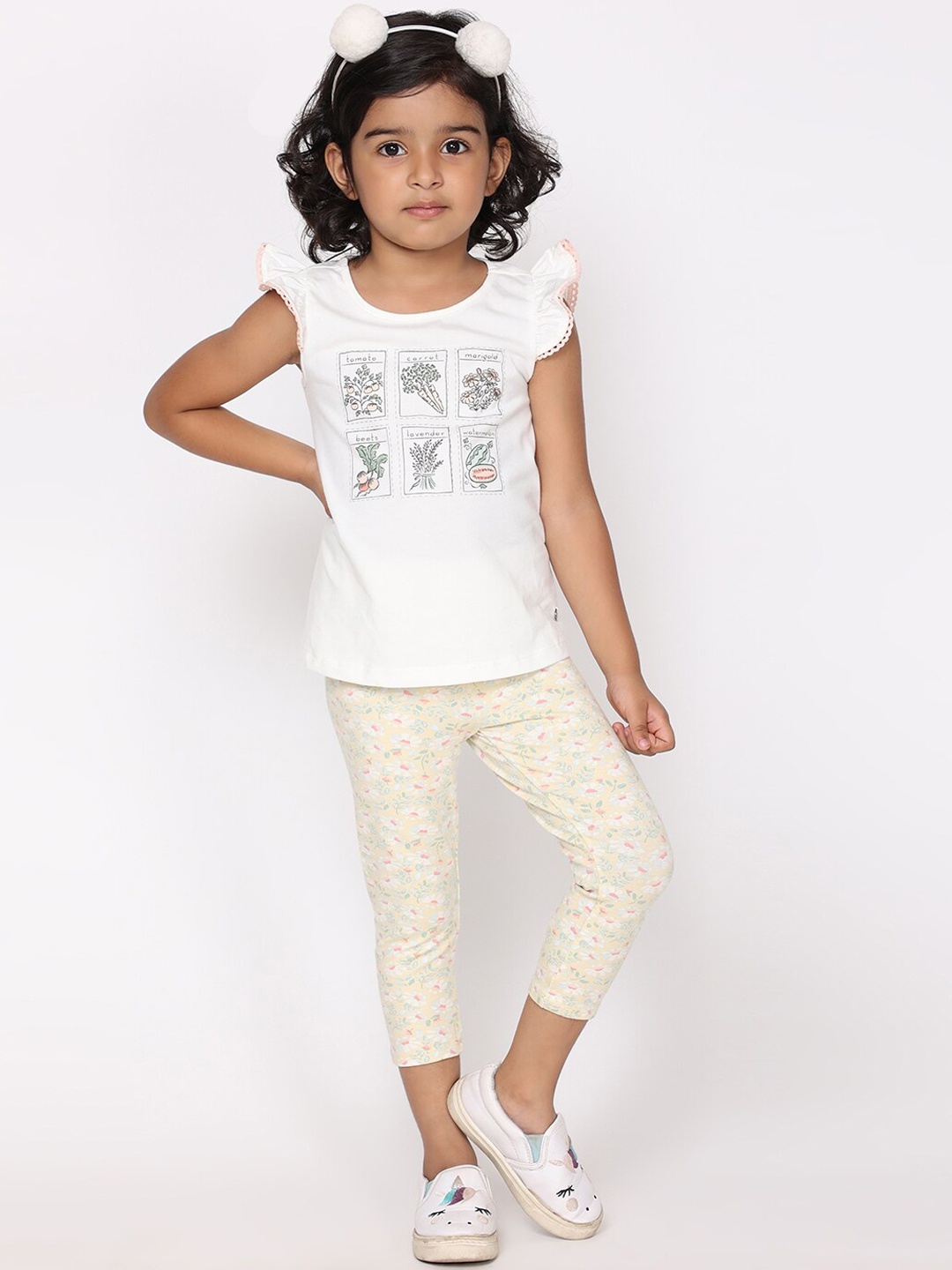 

Dahlia Girls Graphic Printed Pure Cotton Top With Capris, White