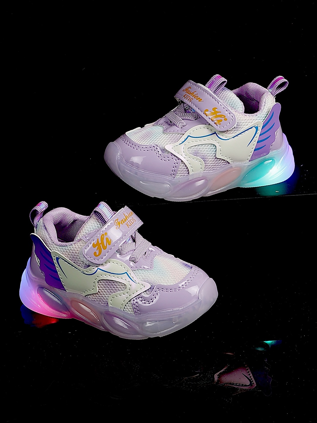

PASSION PETALS Kids Colourblocked LED Lightweight Sneakers, Lavender