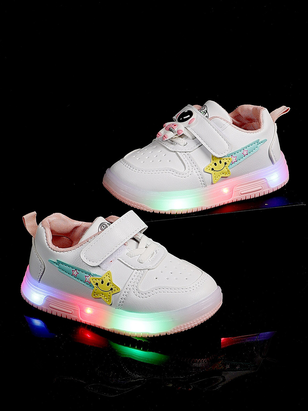 

PASSION PETALS Kids Printed Lightweight Basics Slip-On Sneakers With LED Lights, White