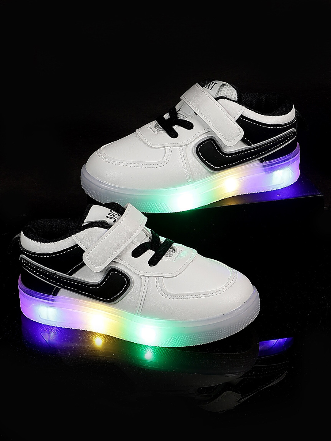 

PASSION PETALS Kids Colourblocked LED Lightweight Sneakers, White