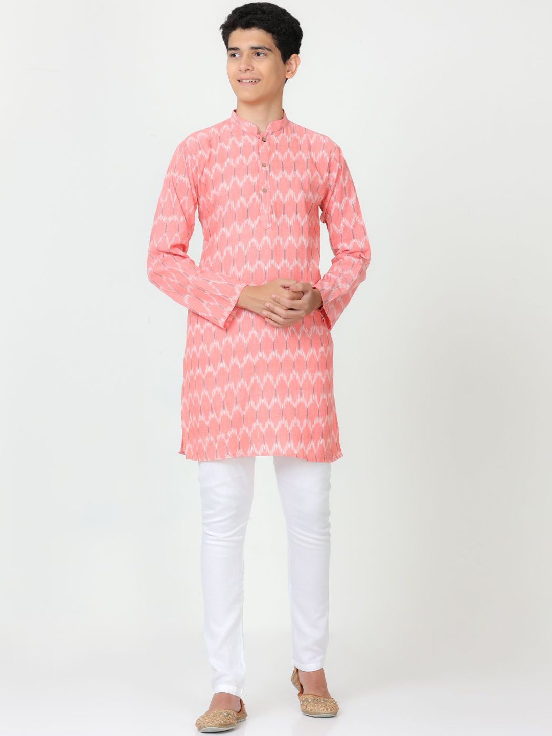 

FLAVIDO Boys Geometric Printed Pure Cotton Kurta With Pyjama, Pink