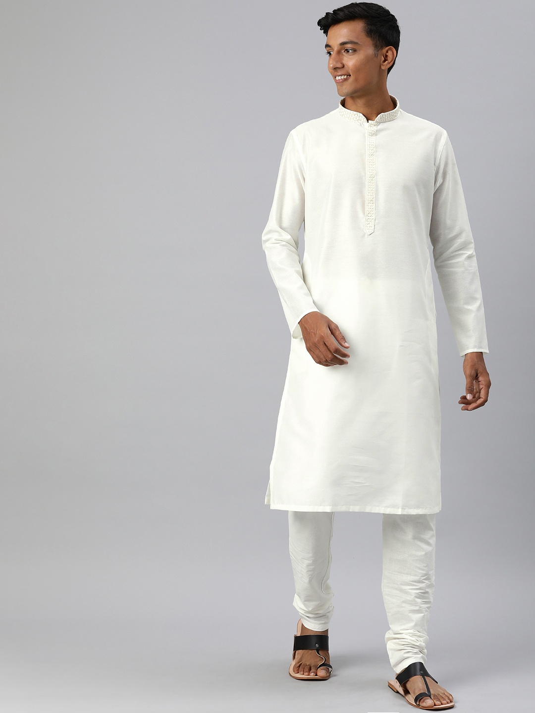 

Manthan Men Solid Regular Kurta with Churidar, Cream