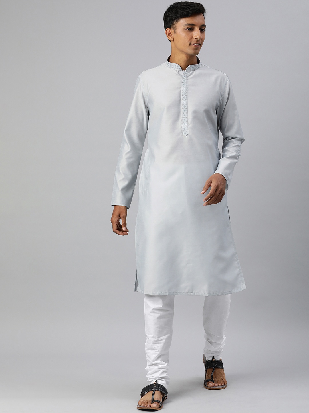 

Manthan Men Solid Regular Kurta with Churidar, Grey