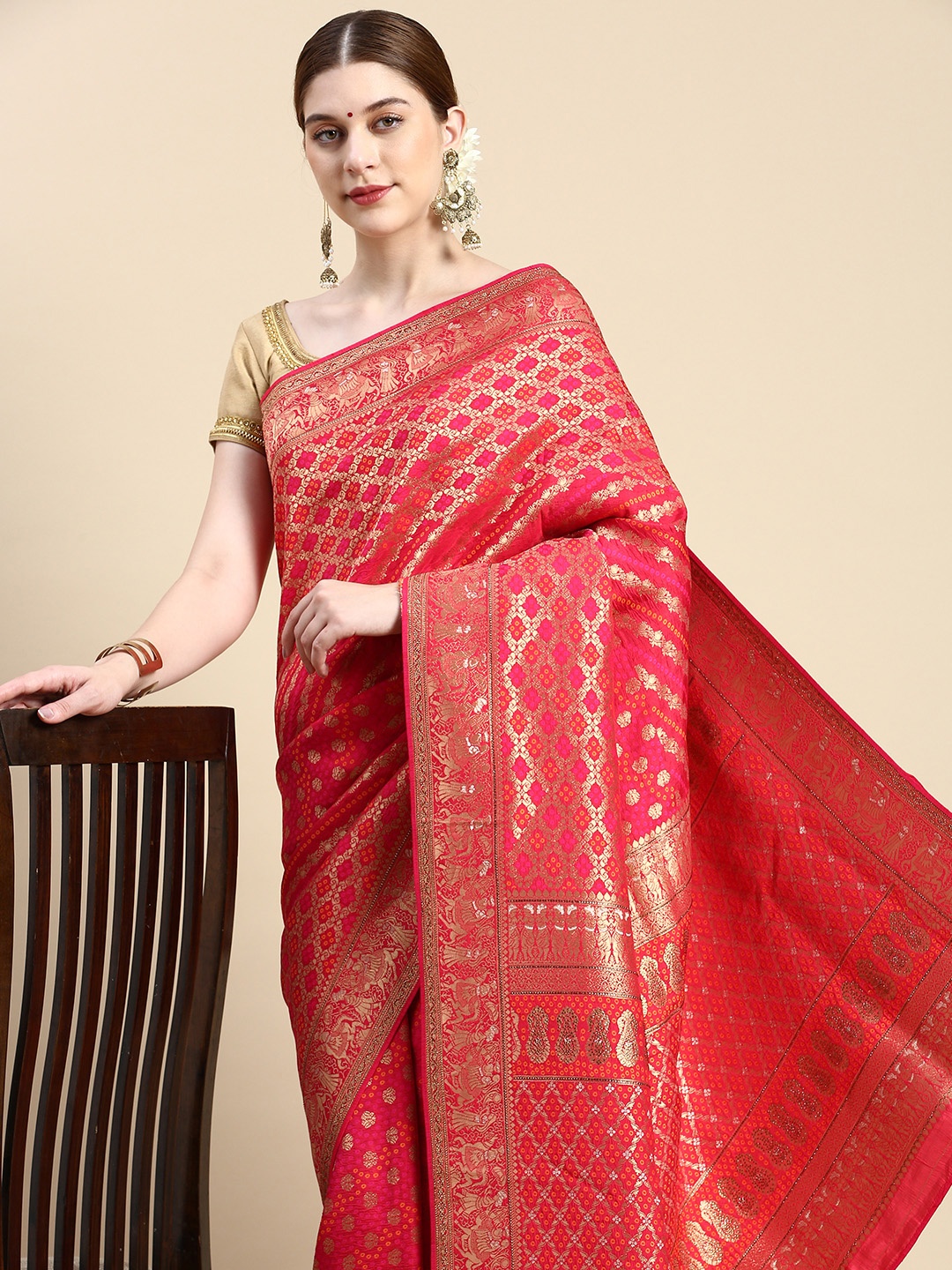 

MOHEY Ethnic Motifs Woven Design Zari Art Silk Saree, Pink