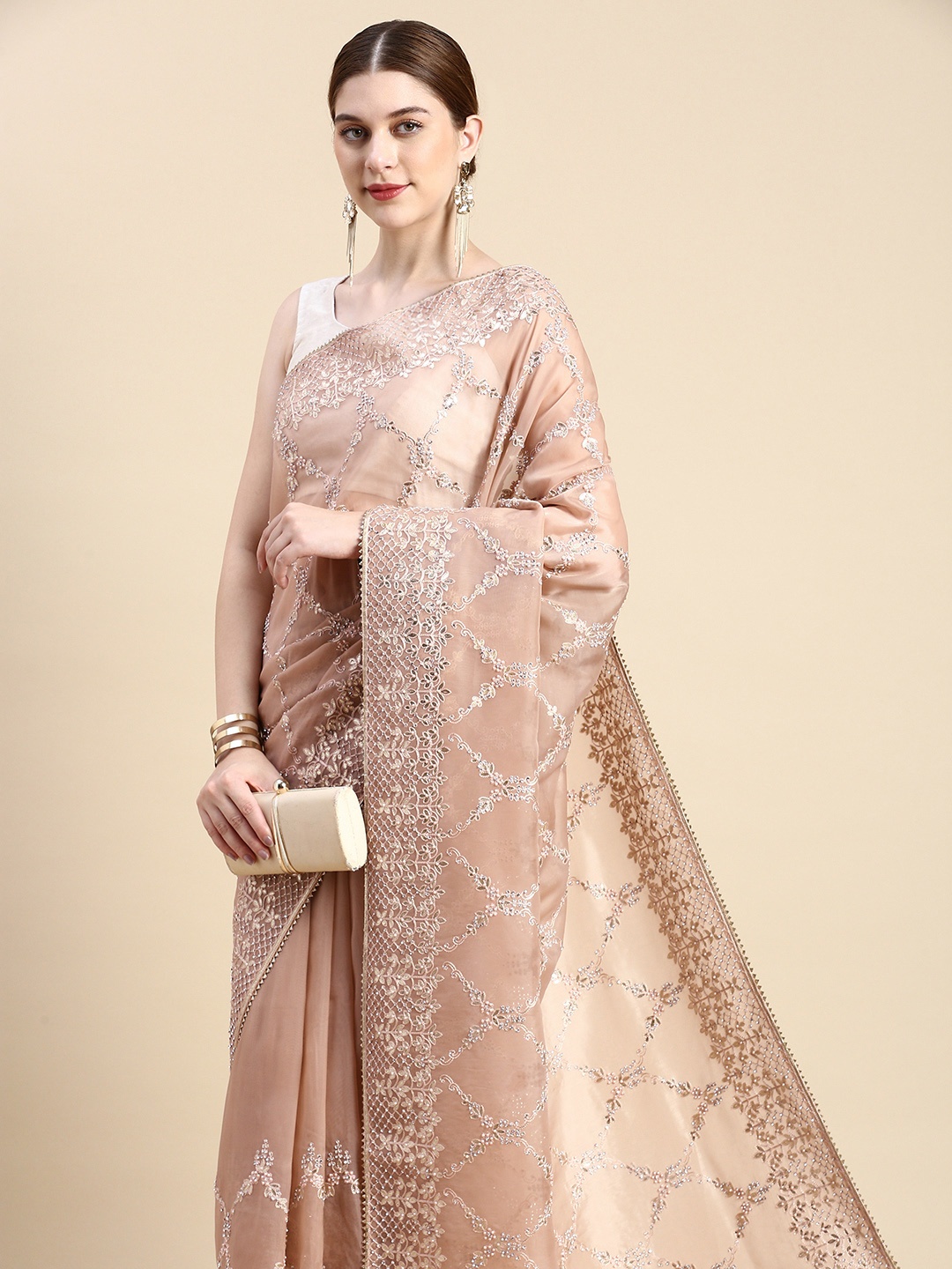 

MOHEY Floral Embroidered Stones-Studded Organza Saree, Peach