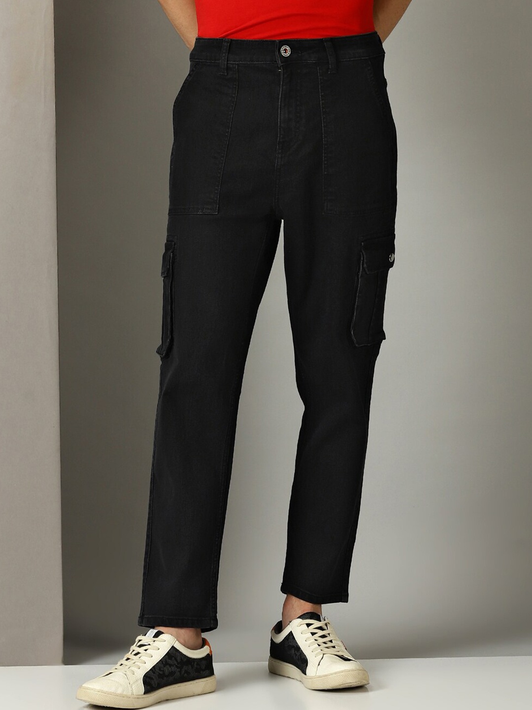 

Old Grey Men Relaxed Fit Clean Look Cotton Cargo Jeans, Black