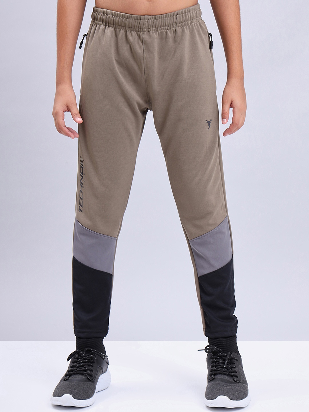 

Technosport Boys Mid-Rise Lightweight Anti-Odour Antimicrobial Track Pants, Brown