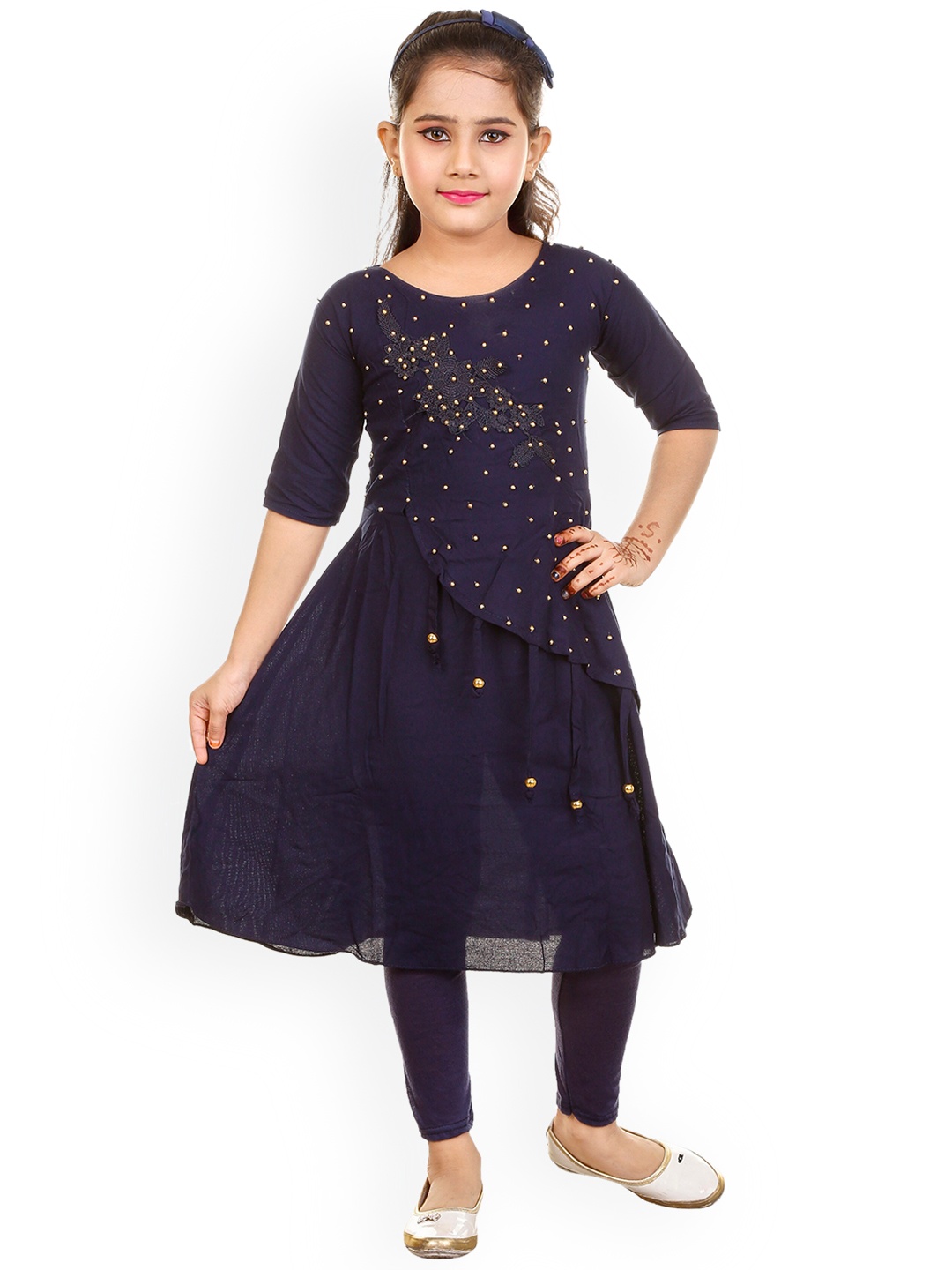 

BAESD Girls Floral Embroidered Beads and Stones Kurta Set, Navy blue