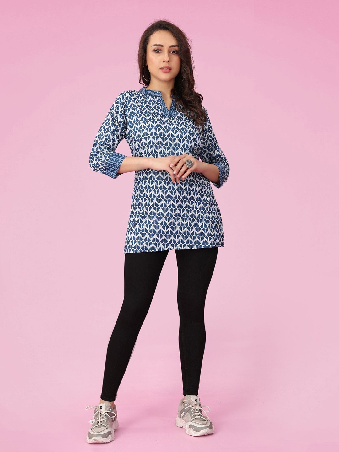 

KALINI Mandarin Collar Geometric Printed Tunic, Blue