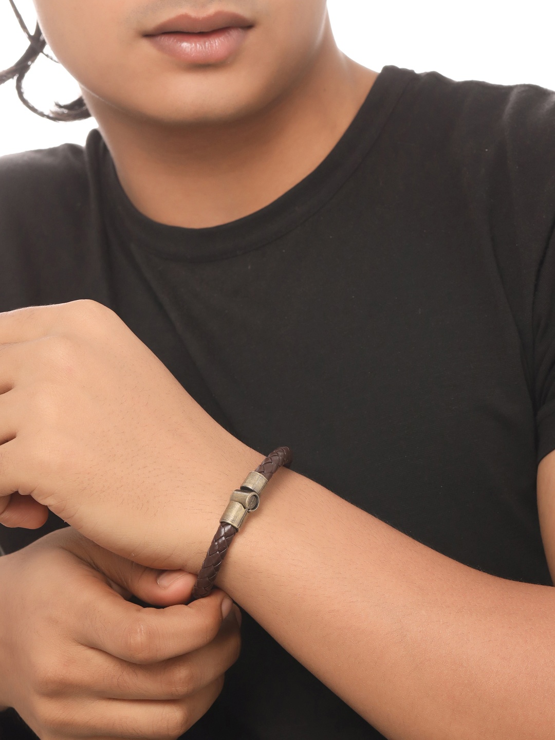 

NVR Men Brown Leather Wraparound Bracelet