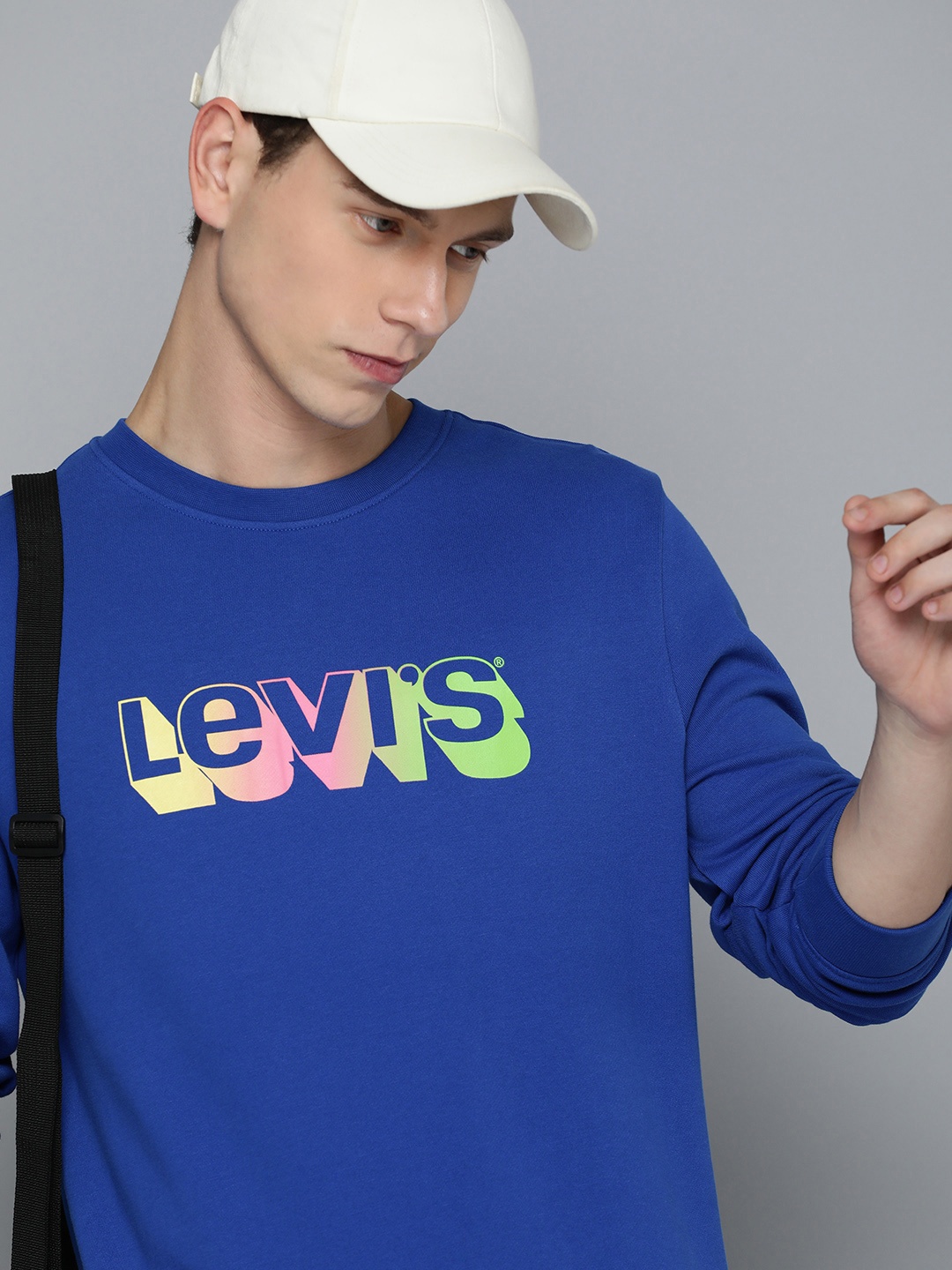 

Levis Pure Cotton Brand Logo Printed Sweatshirt, Blue
