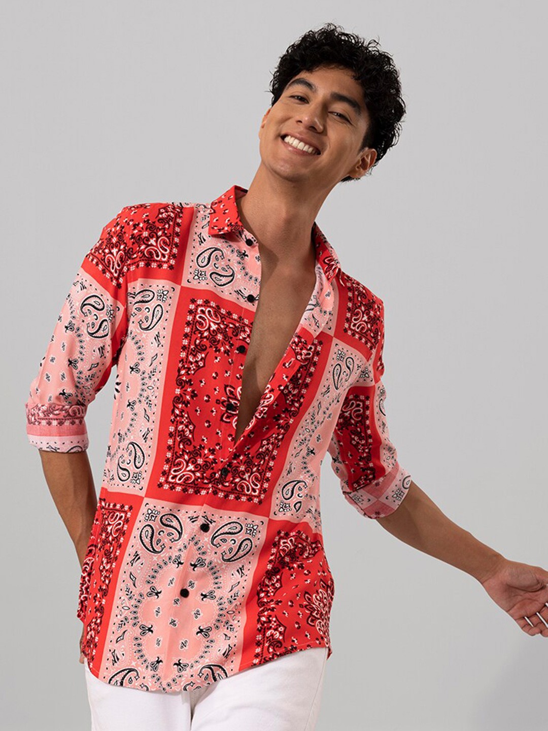 

Snitch Peach & Orange Ethnic Motifs Printed Linen Slim Fit Casual Shirt