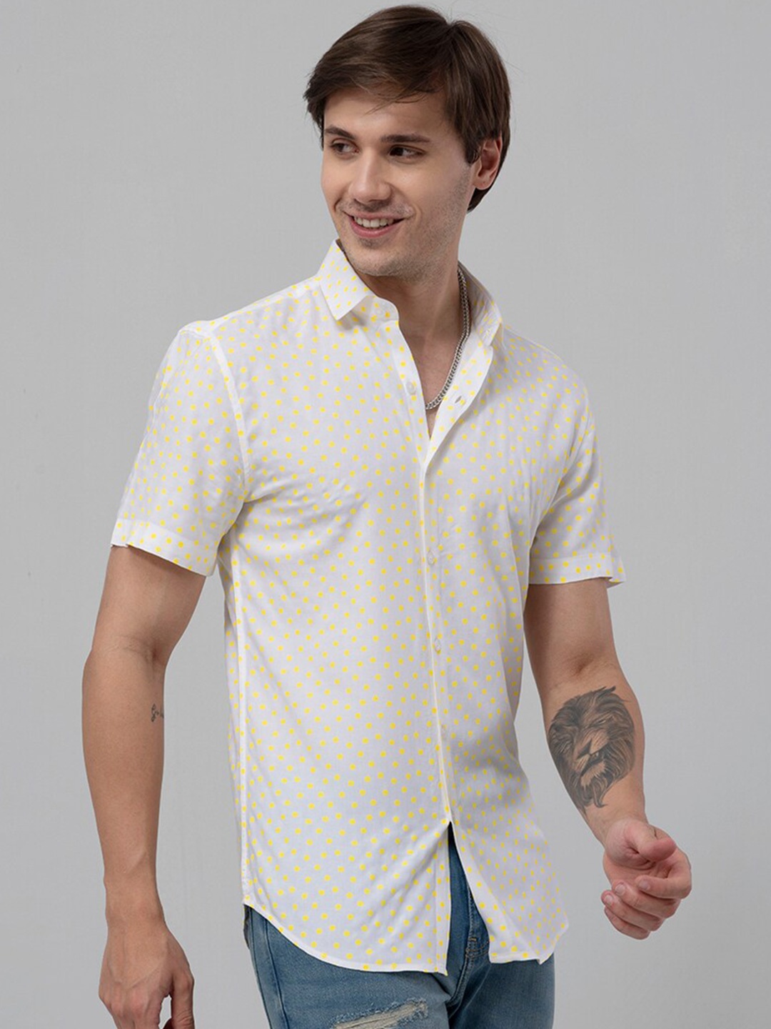 

Snitch Off-White Slim Fit Polka Dots Printed Linen Casual Shirt