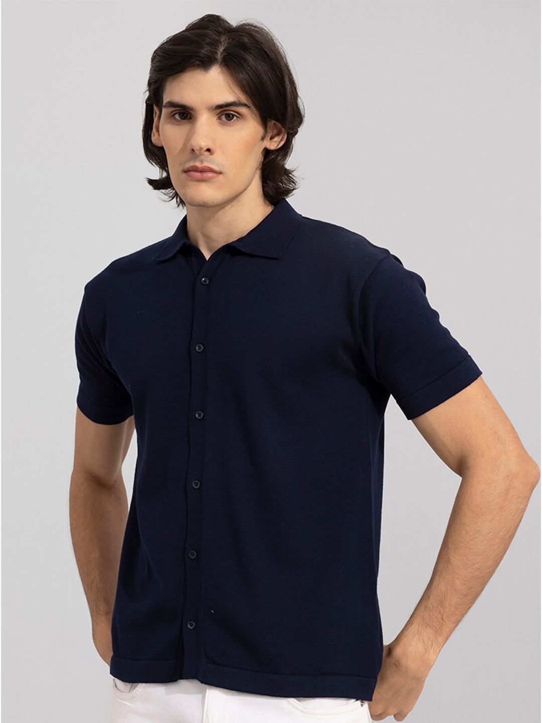

Snitch Navy Blue Spread Collar Linen Slim Fit Casual Shirt