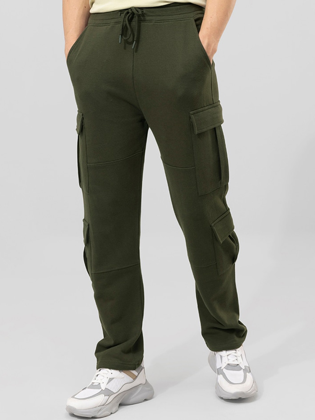 

Snitch Men Olive Green Loose Fit Low-Rise Cotton Cargos Trousers