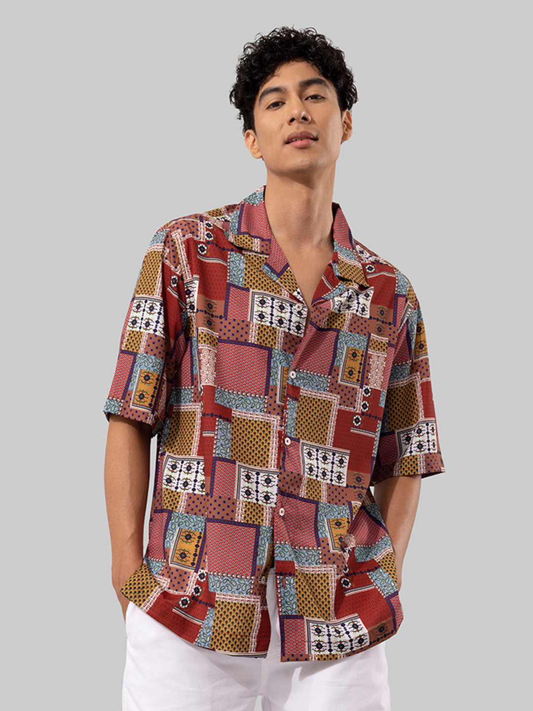 

Snitch Black Boxy Spread Collar Casual Shirt