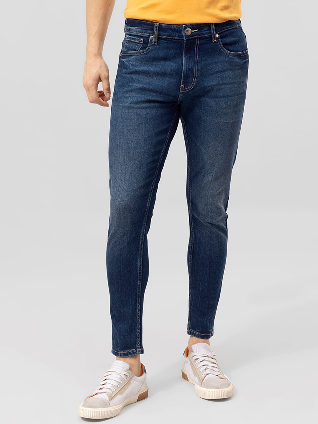 

Snitch Men Blue Skinny Fit Low-Rise Light Fade Cotton Jeans